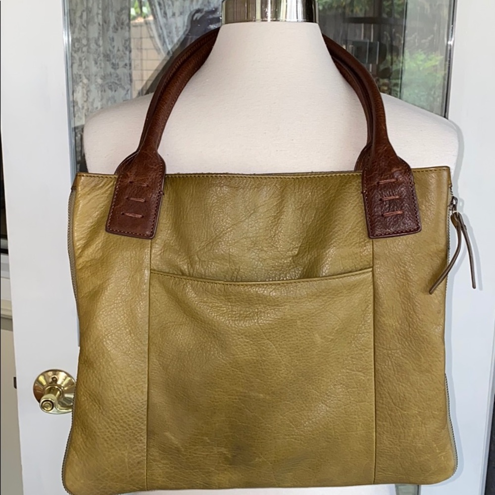 Cynthia Rowley Leather Tote Expandable - Picture 3 of 13